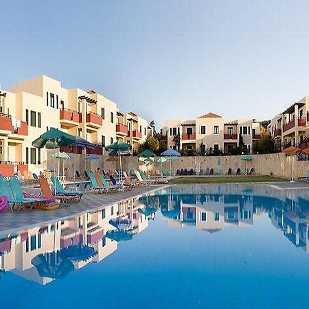 Kambos Village Agia Marina  Exterior photo