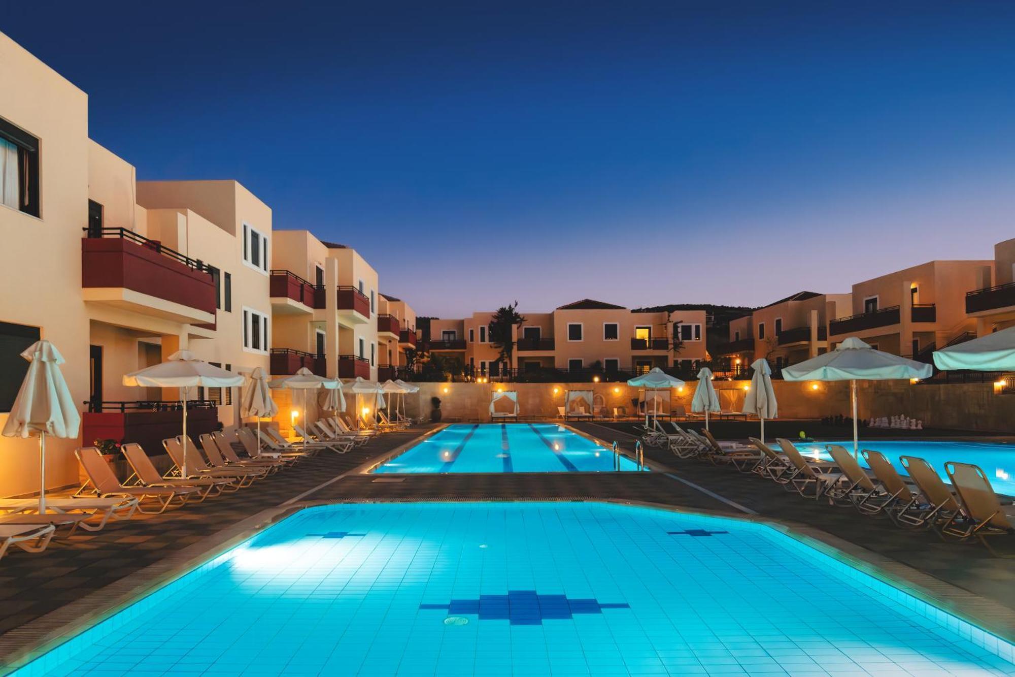 Kambos Village Agia Marina  Exterior photo