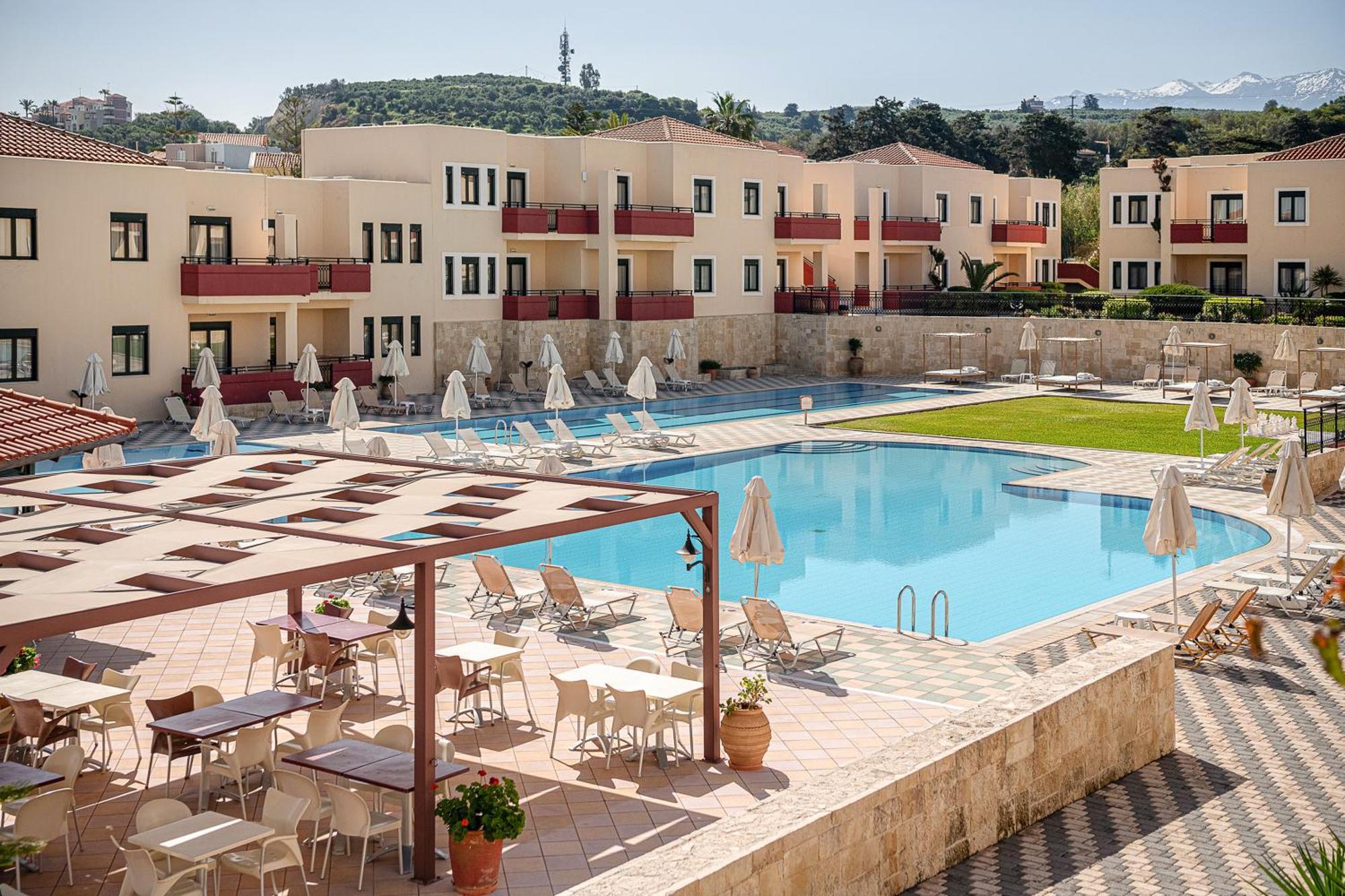 Kambos Village Agia Marina  Exterior photo